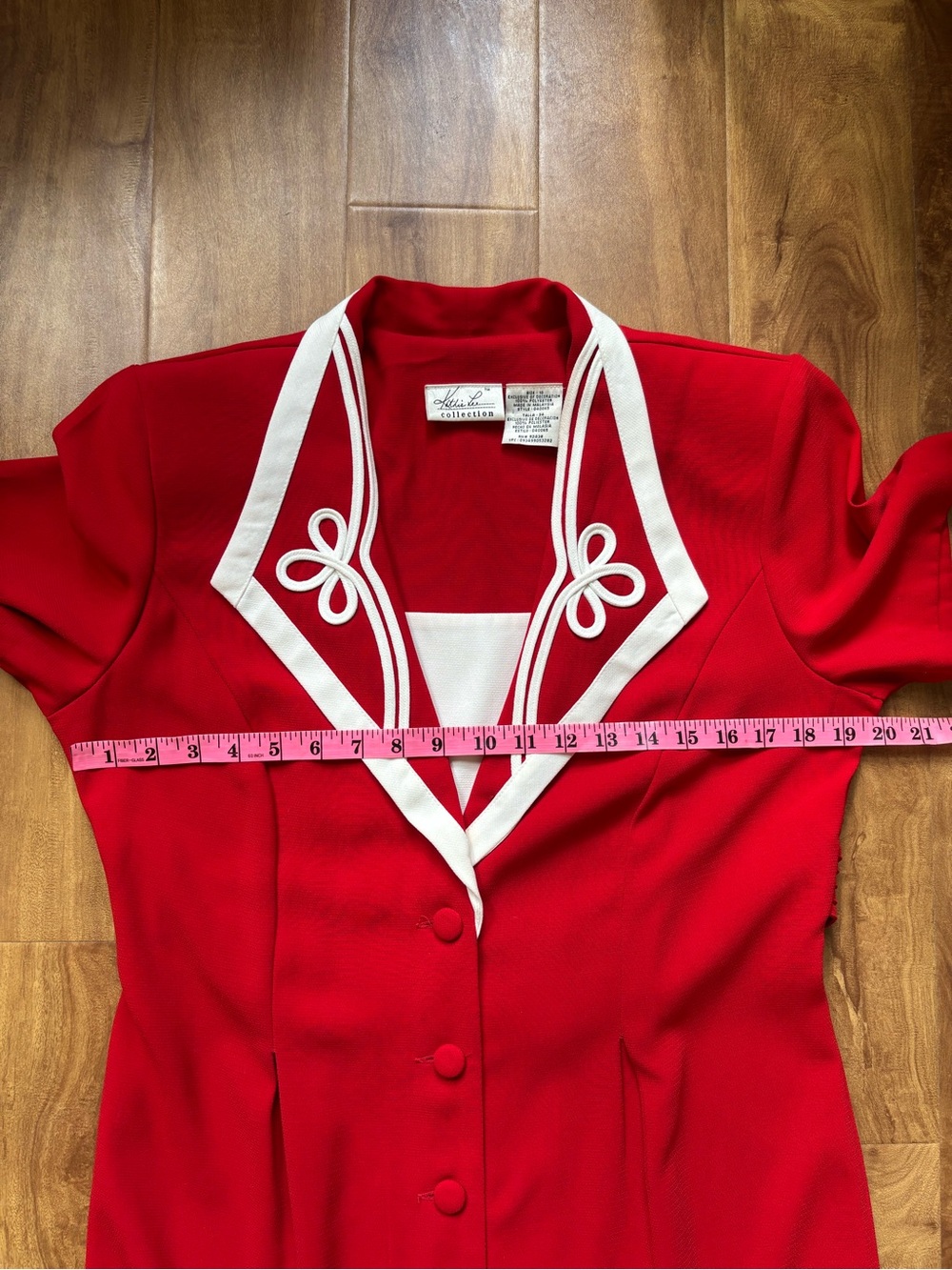 Vintage Red Midi Dress with White Trim - Picture 6 of 10